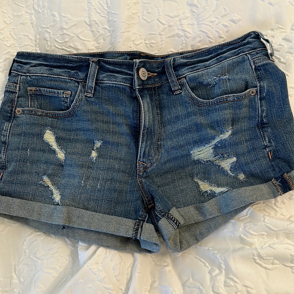 EXPRESS SHORTIE LOW RISE SHORTS SIZE 8
